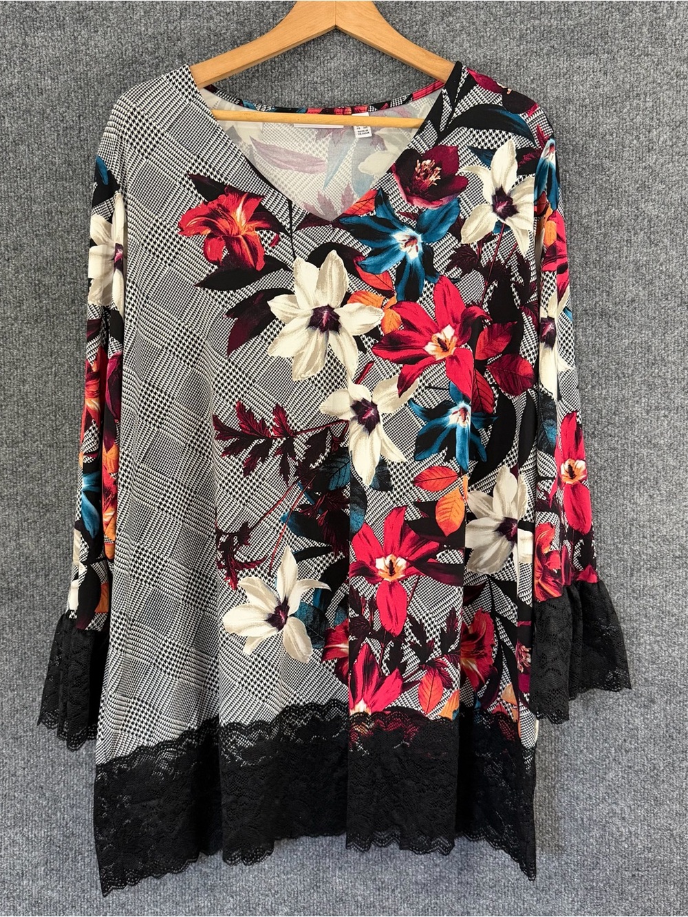 Susan Graver Womens 2X Black Floral Houndstooth Plaid Liquid Knit Tunic Lace